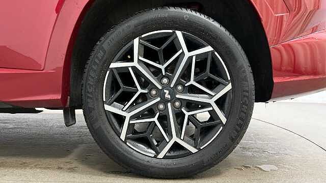 Hyundai TUCSON 1.6 h T-GDi N Line SUV 5dr Petrol Hybrid Auto Euro 6 (s/s) (230 ps) Red