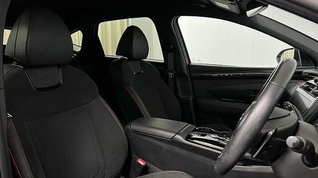 Hyundai TUCSON 1.6 h T-GDi N Line SUV 5dr Petrol Hybrid Auto Euro 6 (s/s) (230 ps) Red