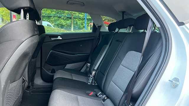 Hyundai TUCSON 1.6 GDi SE Nav SUV 5dr Petrol Manual Euro 6 (s/s) (132 ps)