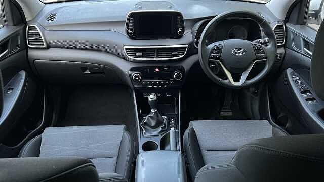 Hyundai TUCSON 1.6 GDi SE Nav SUV 5dr Petrol Manual Euro 6 (s/s) (132 ps)