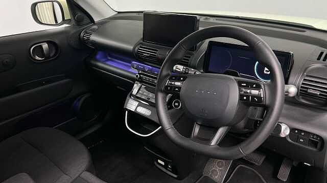 Hyundai INSTER Long Range 49kWh 02 SUV 5dr Electric Auto (115 ps)
