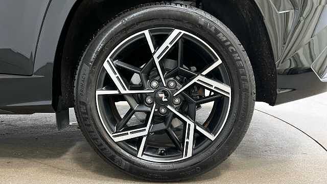 Hyundai TUCSON 1.6 T-GDi N Line S SUV 5dr Petrol Hybrid Auto Euro 6 (s/s) (215 ps) BLACK