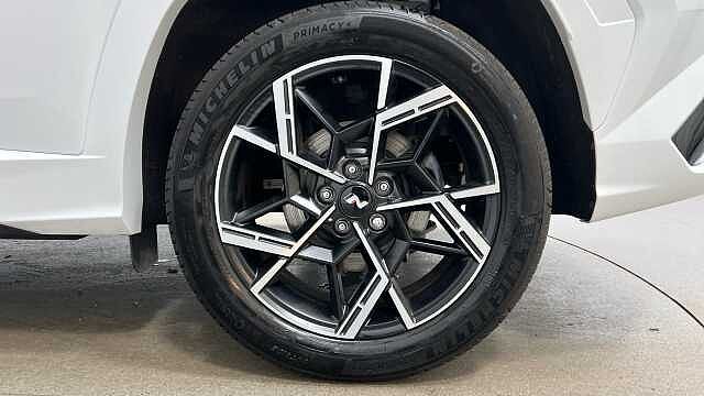 Hyundai TUCSON 1.6 T-GDi MHEV N Line SUV 5dr Petrol Hybrid DCT Euro 6 (s/s) (160 ps) White