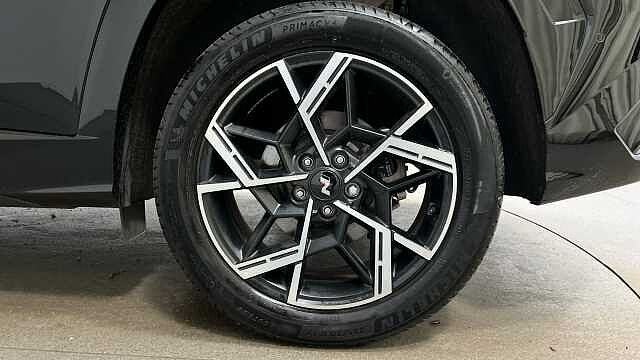 Hyundai TUCSON 1.6 T-GDi N Line S SUV 5dr Petrol Hybrid Auto Euro 6 (s/s) (215 ps) Black