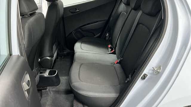 Hyundai I10 1.0 SE Hatchback 5dr Petrol Manual Euro 6 (67 ps) Grey