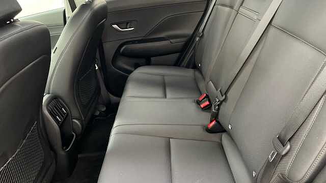 Hyundai KONA 1.6 h-GDi Ultimate SUV 5dr Petrol Hybrid DCT Euro 6 (s/s) (141 ps)