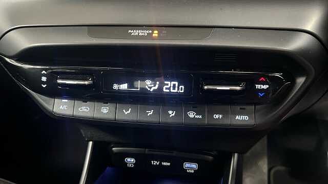 Hyundai BAYON 1.0 T-GDi Premium SUV 5dr Petrol DCT Euro 6 (s/s) (100 ps)