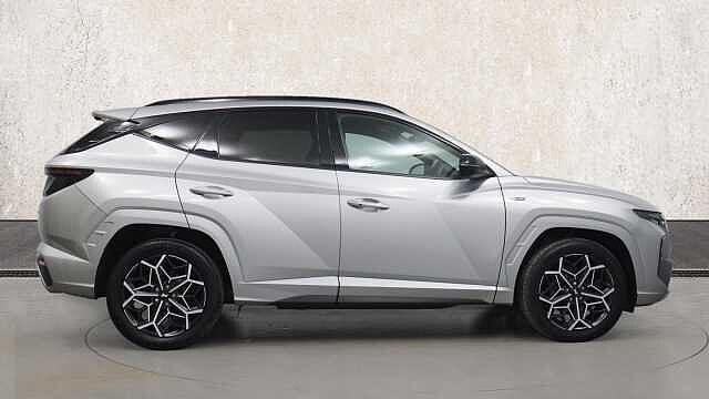 Hyundai TUCSON 1.6 h T-GDi N Line SUV 5dr Petrol Hybrid Auto Euro 6 (s/s) (230 ps) Silver