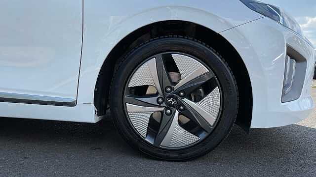 Hyundai IONIQ 1.6 h-GDi Premium SE Hatchback 5dr Petrol Hybrid DCT Euro 6 (s/s) (141 ps)