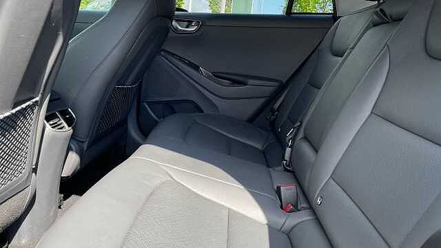 Hyundai IONIQ 1.6 h-GDi Premium SE Hatchback 5dr Petrol Hybrid DCT Euro 6 (s/s) (141 ps)