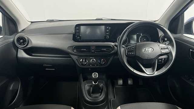 Hyundai i10 1.2 SE Connect Hatchback 5dr Petrol Manual Euro 6 (s/s) (84 ps)