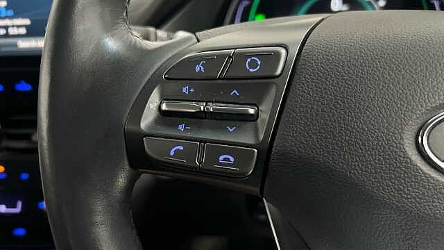 Hyundai IONIQ 38.3kWh Premium Hatchback 5dr Electric Auto (136 ps)
