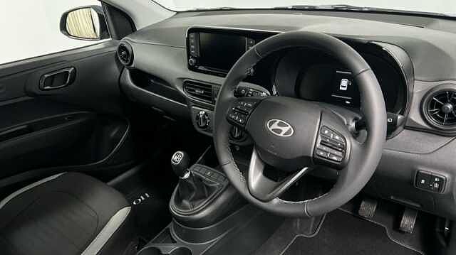 Hyundai i10 1.0 Advance Hatchback 5dr Petrol Auto Euro 6 (s/s) (63 ps)