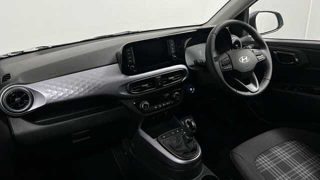Hyundai i10 1.2 Premium Hatchback 5dr Petrol Auto Euro 6 (s/s) (79 ps)