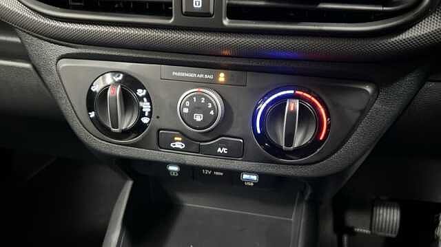 Hyundai i10 1.0 Advance Hatchback 5dr Petrol Auto Euro 6 (s/s) (63 ps)