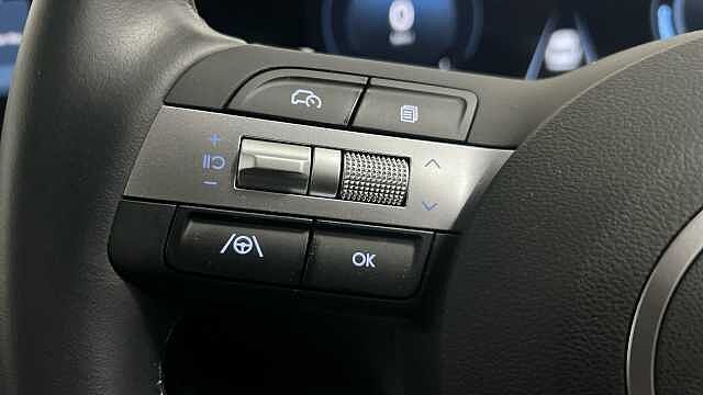 Hyundai TUCSON 1.6 T-GDi Advance SUV 5dr Petrol Hybrid Auto Euro 6 (s/s) (215 ps) SHIMMERING SILVER