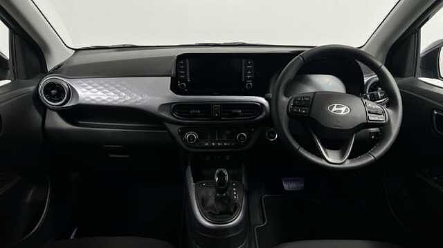 Hyundai i10 1.0 Advance Hatchback 5dr Petrol Auto Euro 6 (s/s) (63 ps)