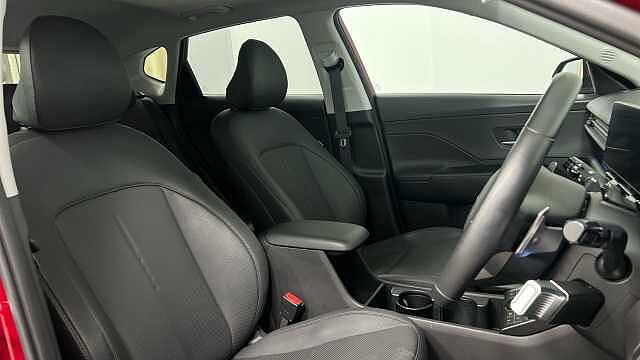 Hyundai KONA 1.6 h-GDi Ultimate SUV 5dr Petrol Hybrid DCT Euro 6 (s/s) (129 ps)