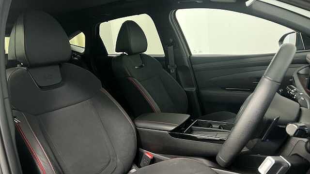 Hyundai TUCSON 1.6T N Line S SUV 5dr Petrol Hybrid Auto Euro 6 (s/s) (239 ps) Black
