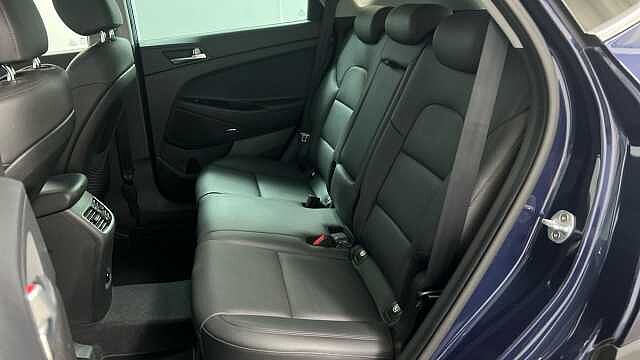 Hyundai TUCSON 2.0 CRDi Premium SE SUV 5dr Diesel Auto 4WD Euro 6 (s/s) (185 ps)