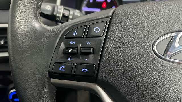 Hyundai TUCSON 2.0 CRDi Premium SE SUV 5dr Diesel Auto 4WD Euro 6 (s/s) (185 ps)