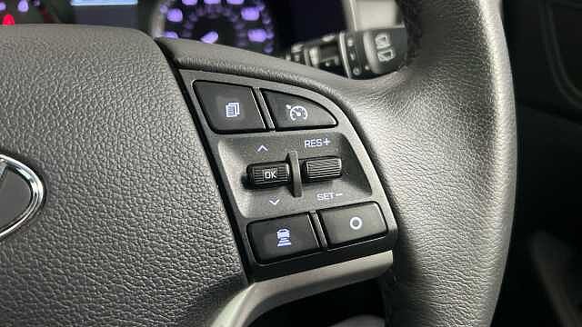 Hyundai TUCSON 2.0 CRDi Premium SE SUV 5dr Diesel Auto 4WD Euro 6 (s/s) (185 ps)
