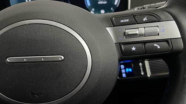 Hyundai TUCSON 1.6 T-GDi 13.8kWh Black Line SUV 5dr Petrol Plug-in Hybrid Auto Euro 6 (s/s) (25