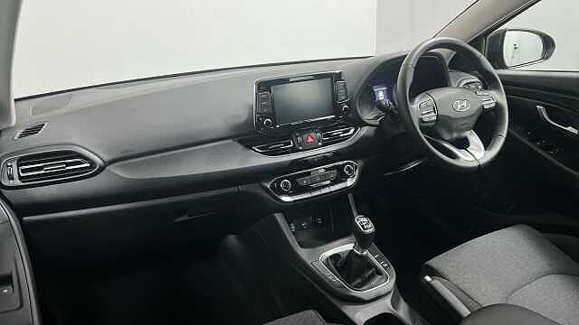 Hyundai i30 1.0 T-GDi MHEV SE Connect Hatchback 5dr Petrol Hybrid Manual Euro 6 (s/s) (120 p