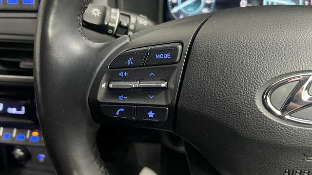 Hyundai KONA 1.0 T-GDi MHEV Premium SUV 5dr Petrol Hybrid Manual Euro 6 (s/s) (120 ps)